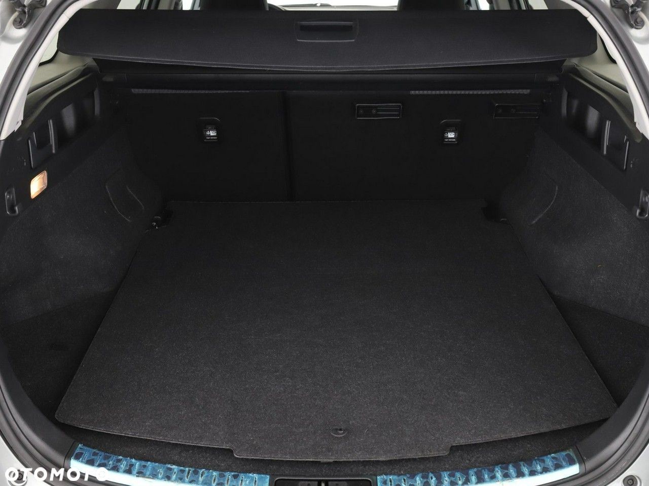 Toyota Auris 1.8 VVT-i Hybrid Automatik Touring Sports Free Style - 20