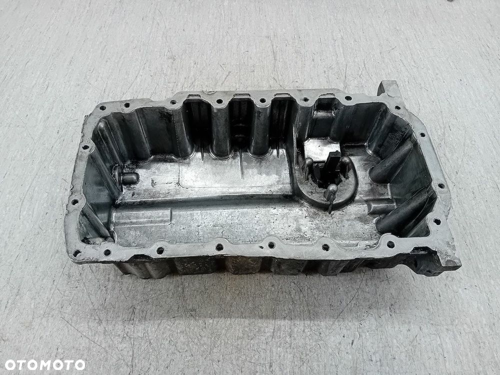 MISKA OLEJOWA VW PASSAT B6 03G103603AB 2.0 TDI - 7