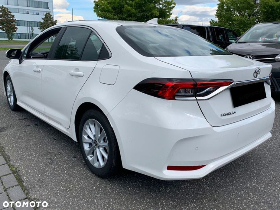 Toyota Corolla - 4