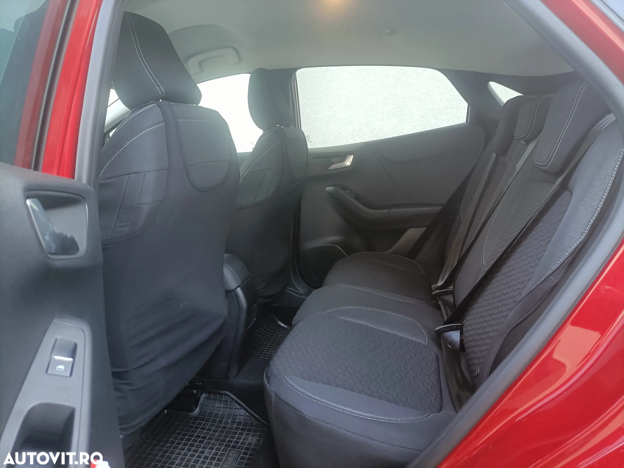 Ford Puma 1.0 EcoBoost MHEV Titanium - 12