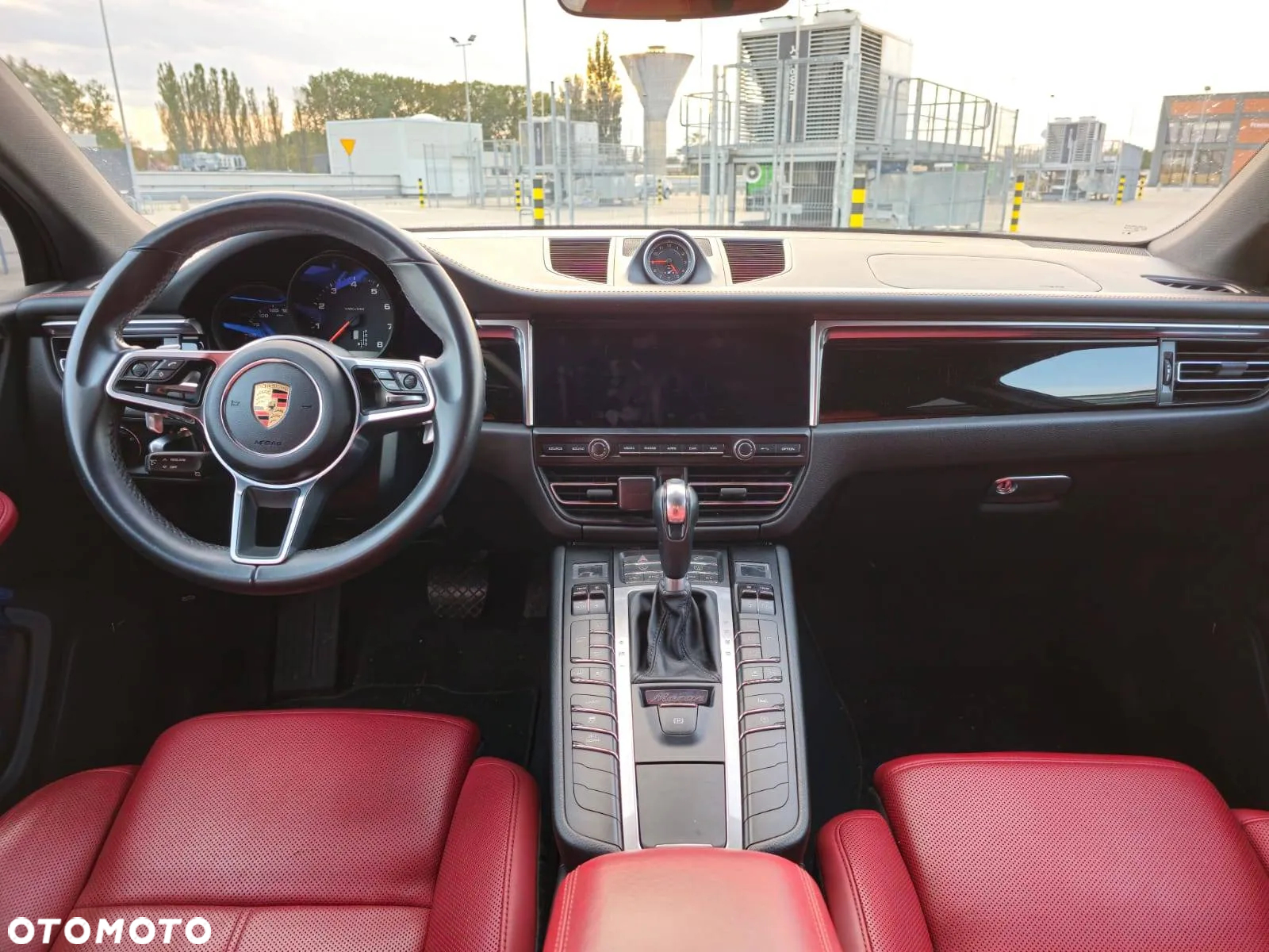 Porsche Macan Standard - 3