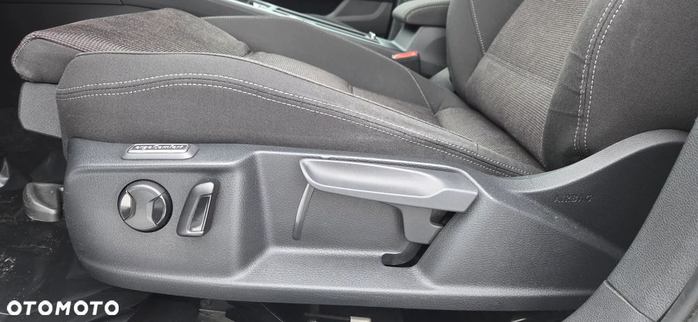 Volkswagen Passat 1.8 TSI BMT Comfortline DSG - 20