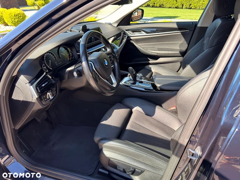 BMW Seria 5 520d Sport Line - 7