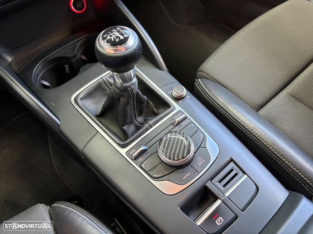 Audi A3 Limousine 2.0 TDI (clean diesel) S line Sport Pack - 48