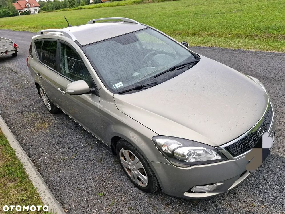Kia Ceed - 3