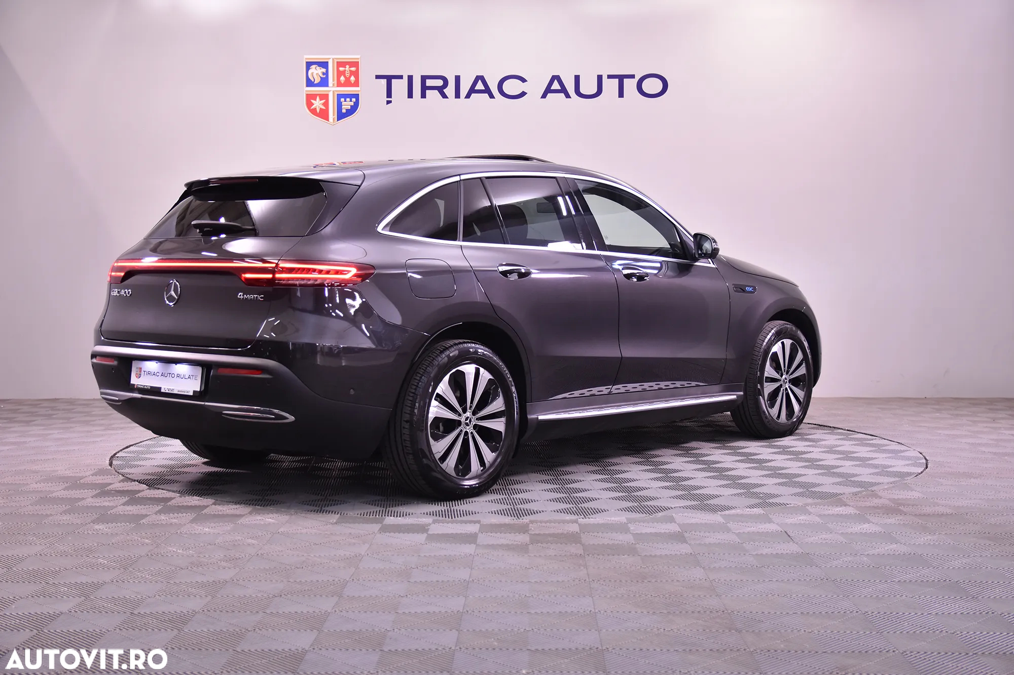 Mercedes-Benz EQC 400 4MATIC - 5