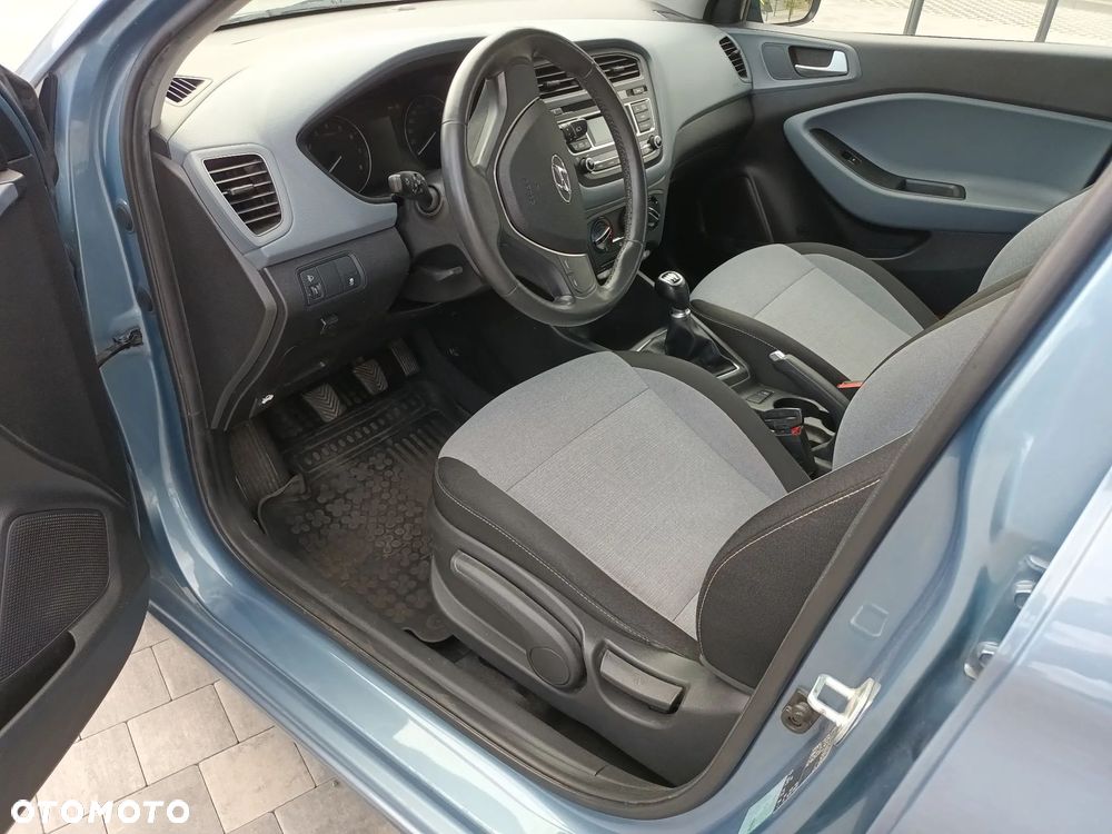 Hyundai i20 1.2 Elegant - 15