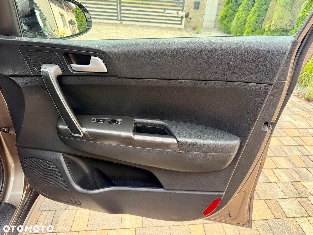 Kia Sportage 1.7 CRDI L 2WD - 29