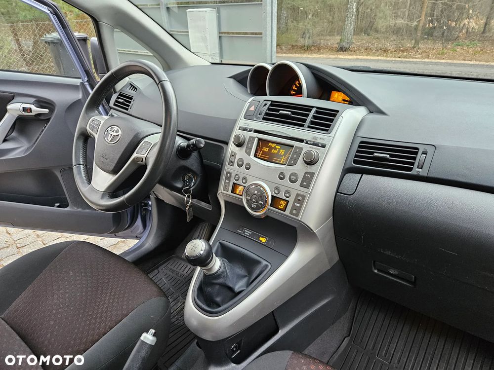 Toyota Verso 1.8 Sol plus EU5 7os - 12