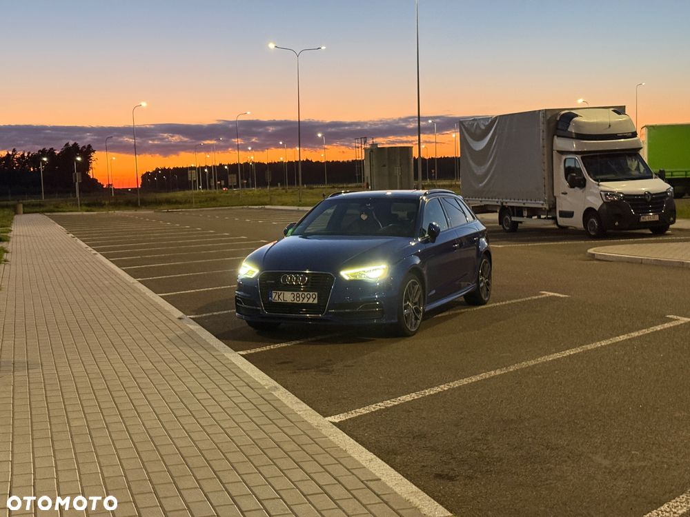 Audi A3 Sportback 1.4 TFSI e-tron S line Sportpaket - 20