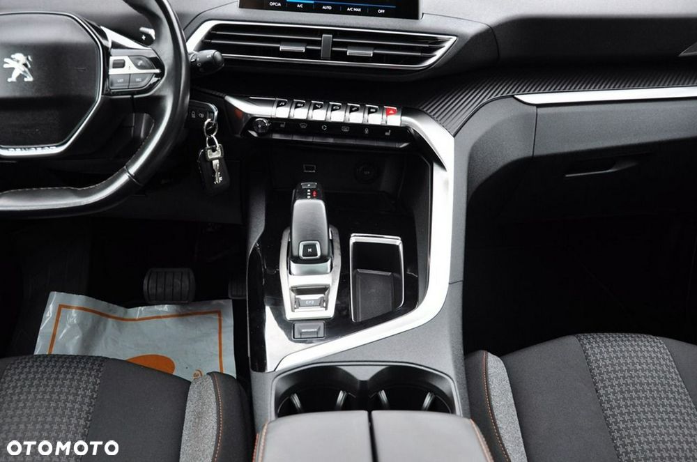 Peugeot 3008 - 33