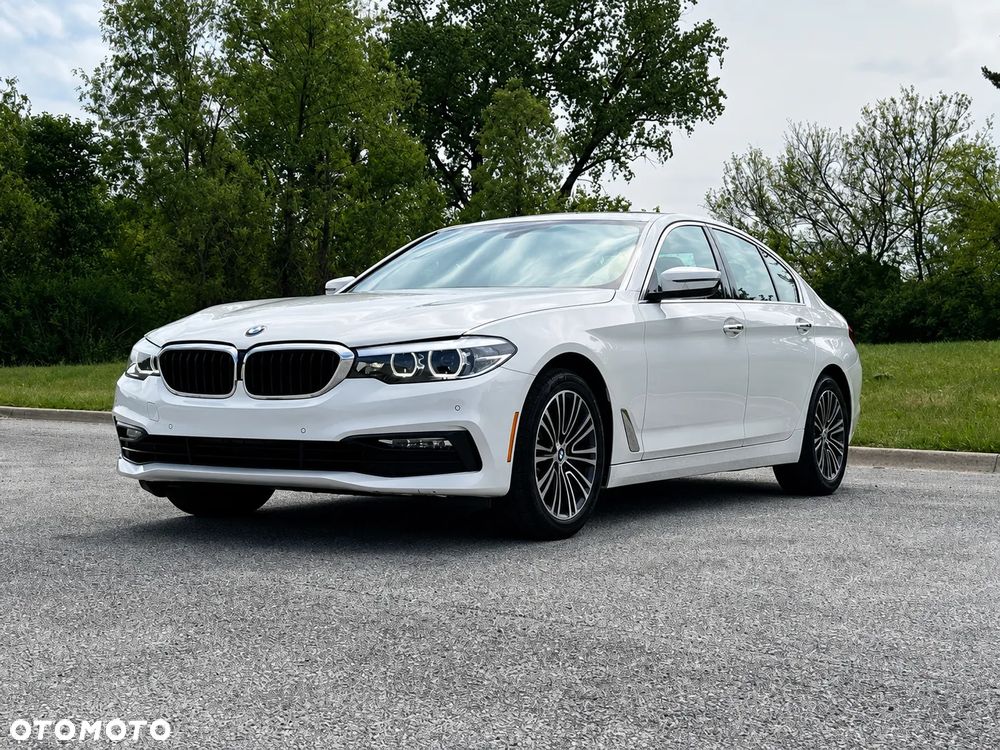 BMW Seria 5 530i xDrive Sport Line - 1