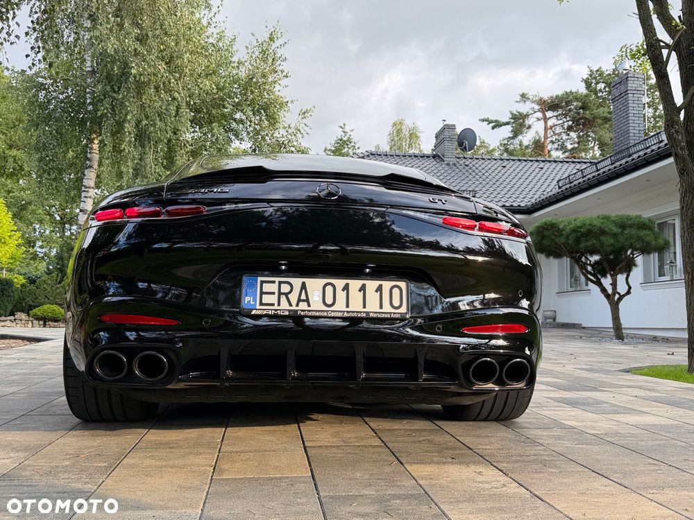 Mercedes-Benz AMG GT - 8