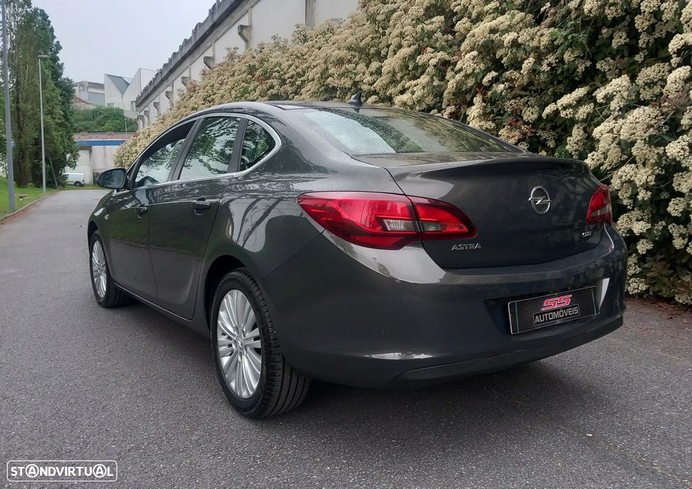 Opel Astra 1.6 CDTI Cosmo S/S J18 - 4