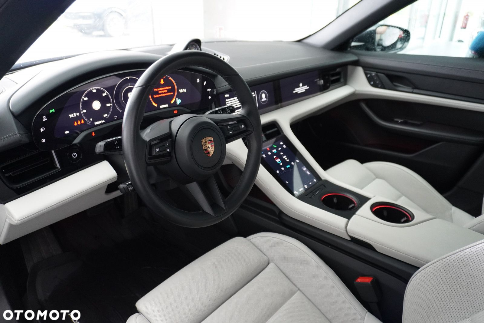 Porsche Taycan 4S Cross Turismo - 10