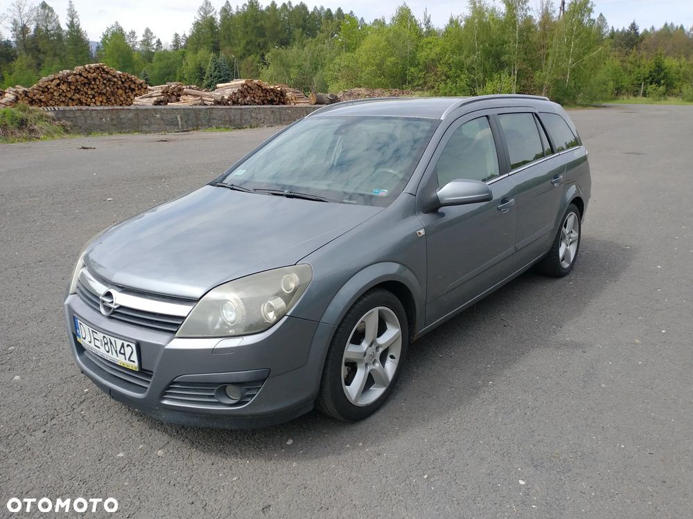 Opel Astra 1.9 CDTI Cosmo - 2