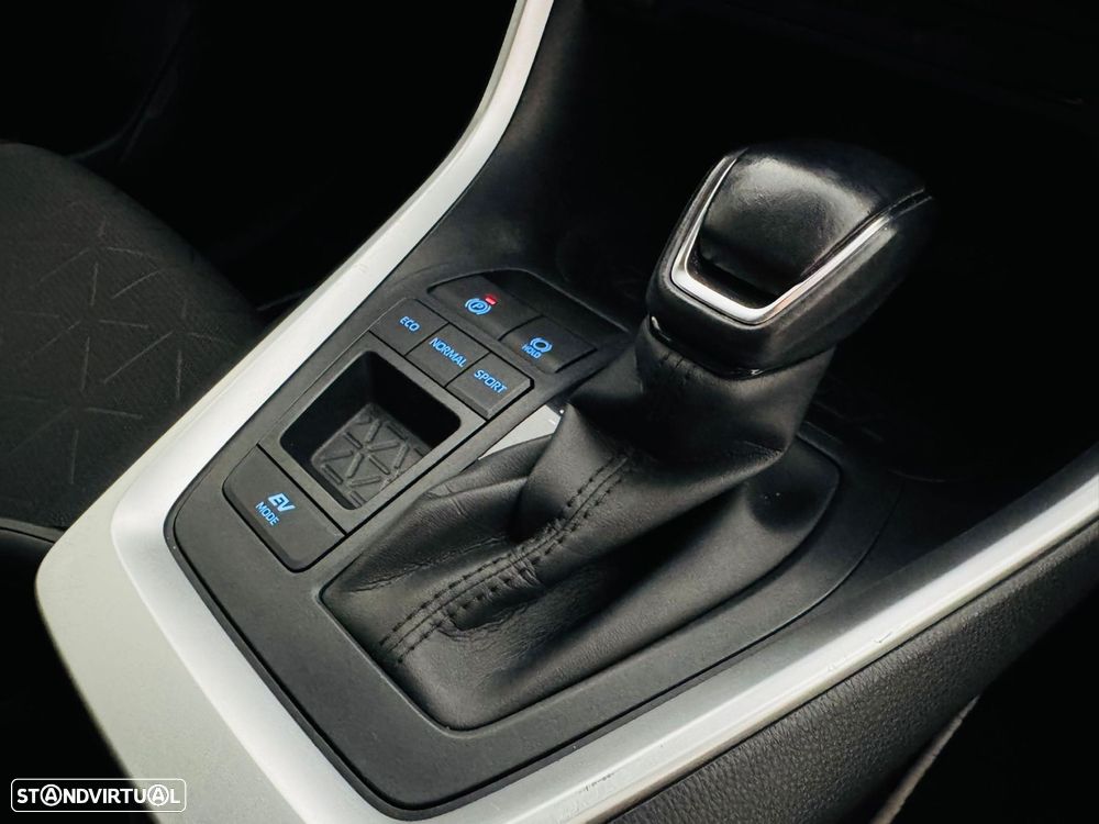 Toyota RAV4 2.5 HDF Comfort - 11