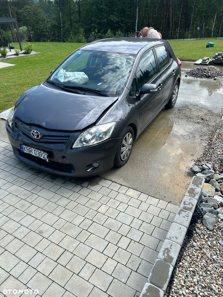 Toyota Auris 1.4 D-4D Luna EU5 - 3