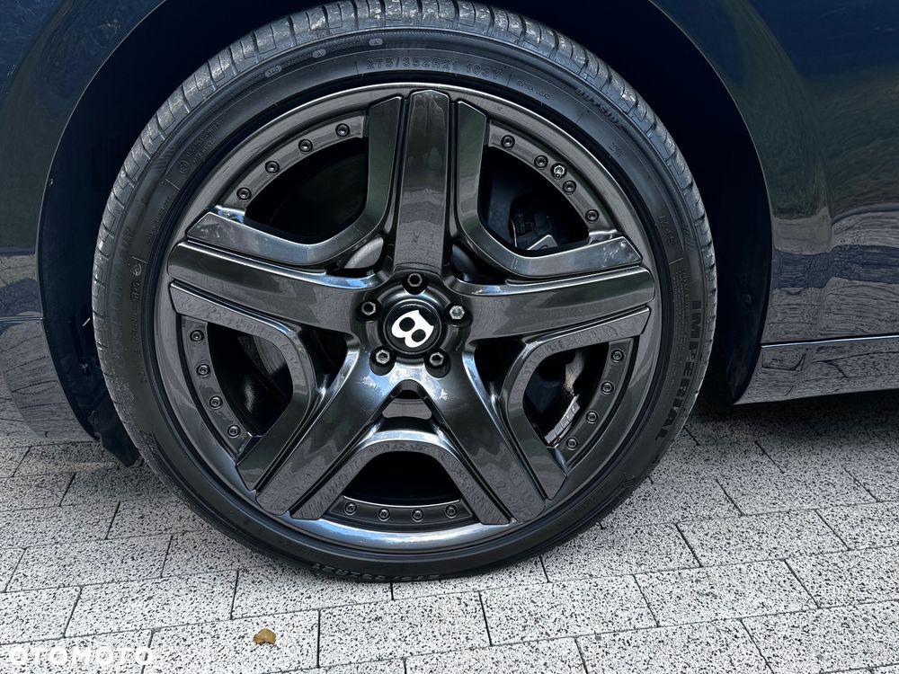 Bentley Flying Spur W12 - 8