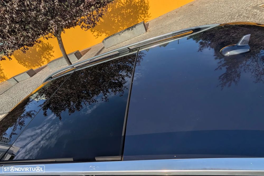 Mercedes-Benz E 300 Bluetec Hybrid Avantgarde - 10