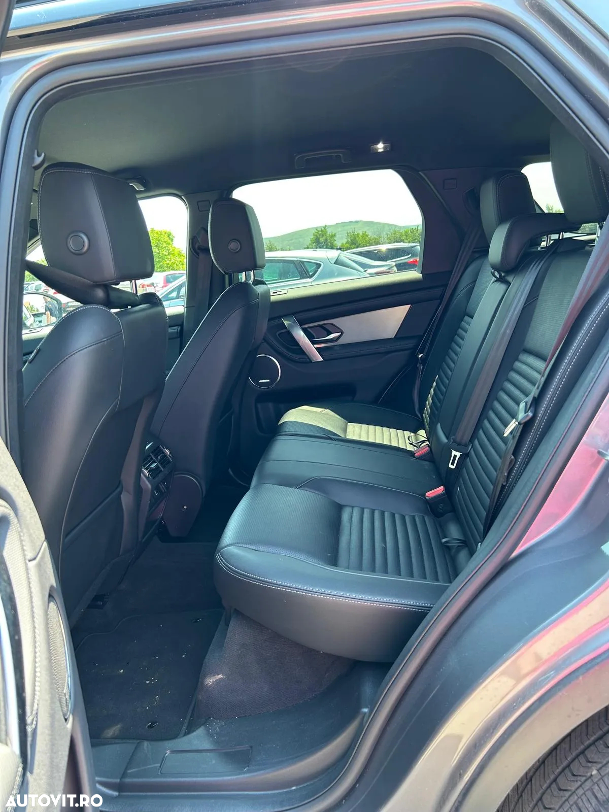 Land Rover Discovery Sport - 9