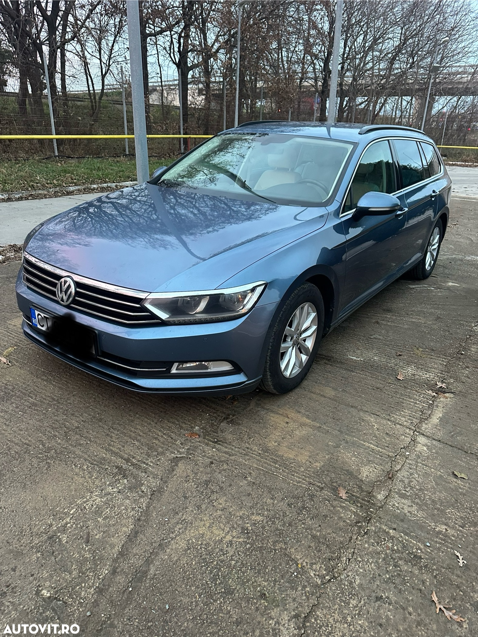 Volkswagen Passat Variant 2.0 TDI DSG (BlueMotion Technology) Highline - 2