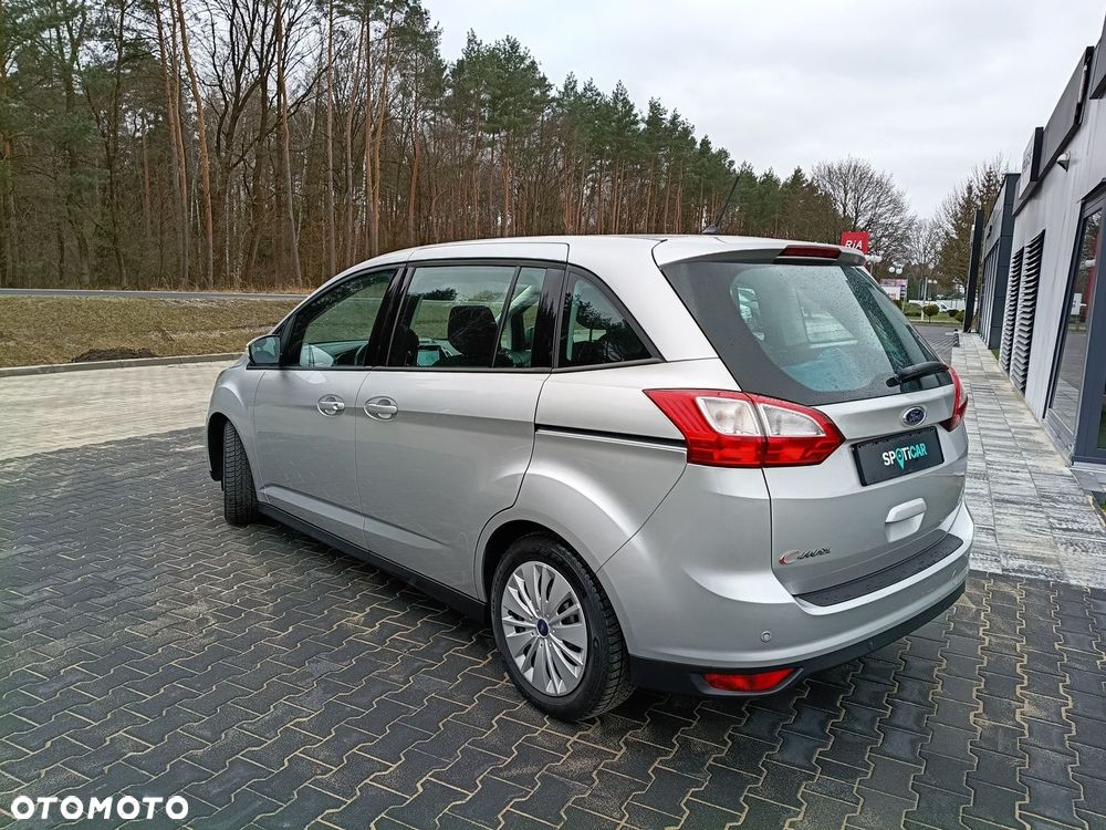 Ford Grand C-MAX - 5