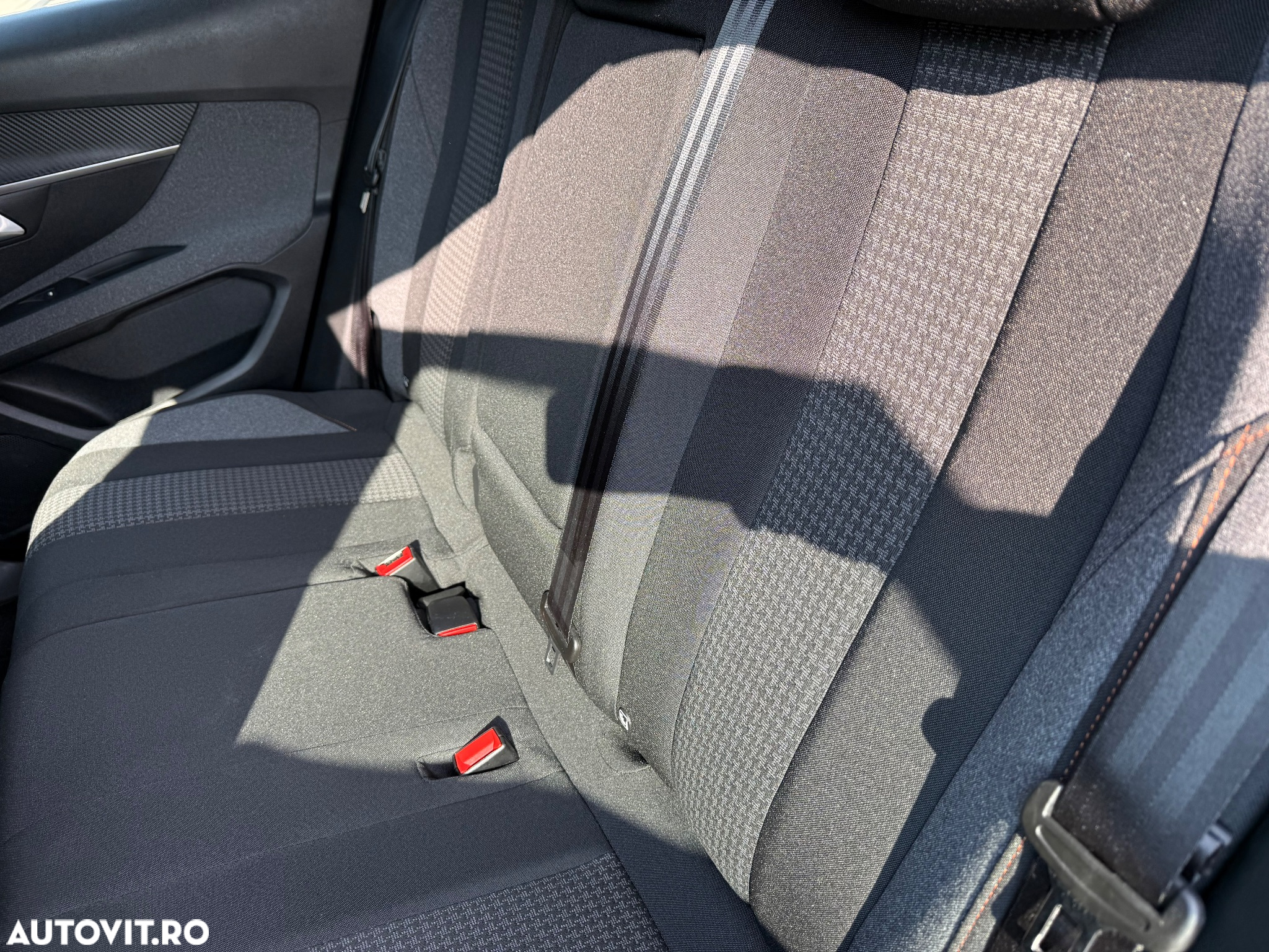 Peugeot 3008 BlueHDi 130 Stop & Start EAT8 Active Pack - 13