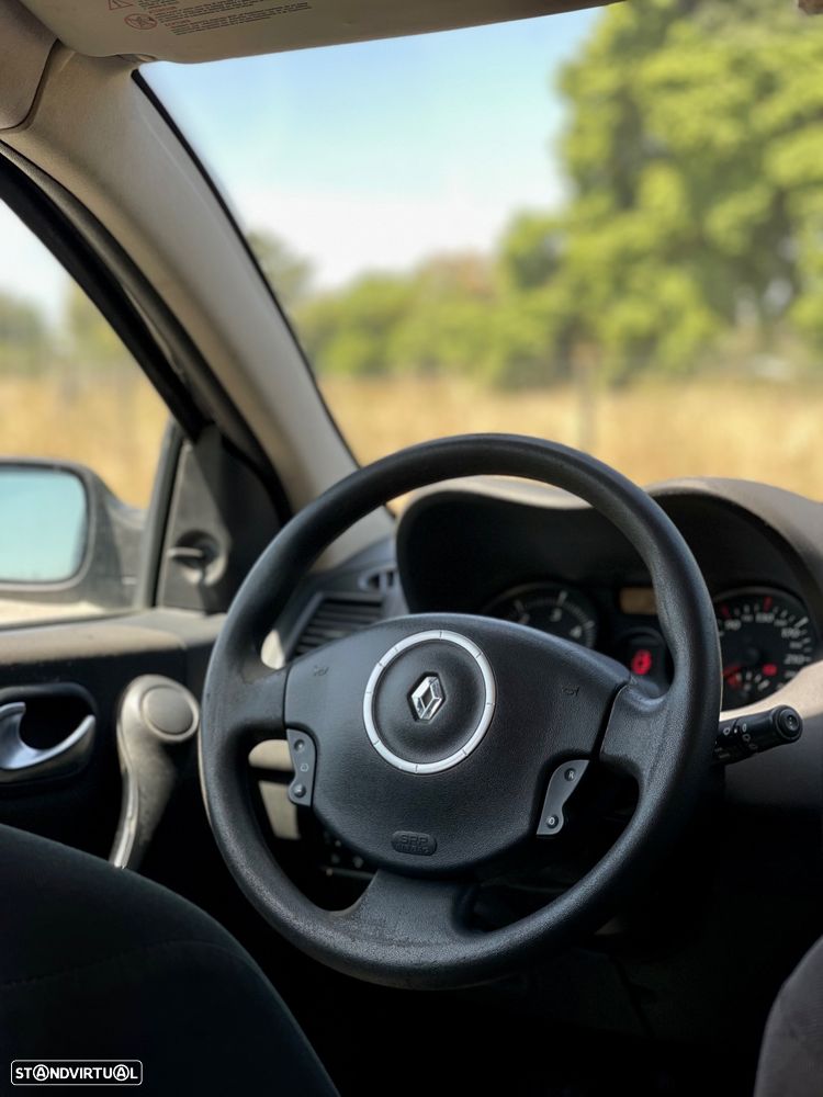 Renault Mégane 1.5 dCi Dynamique - 13