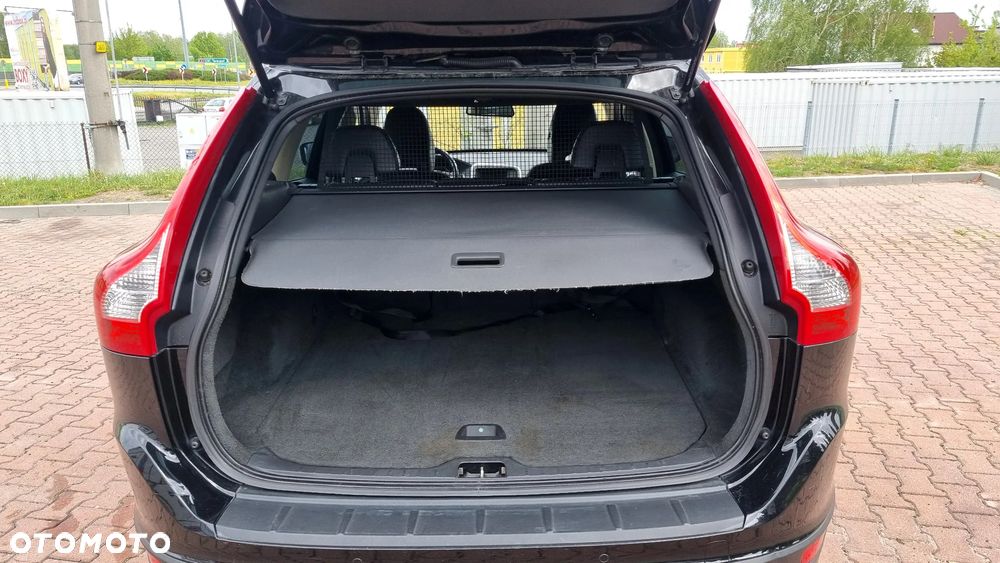 Volvo XC 60 D3 Momentum - 6