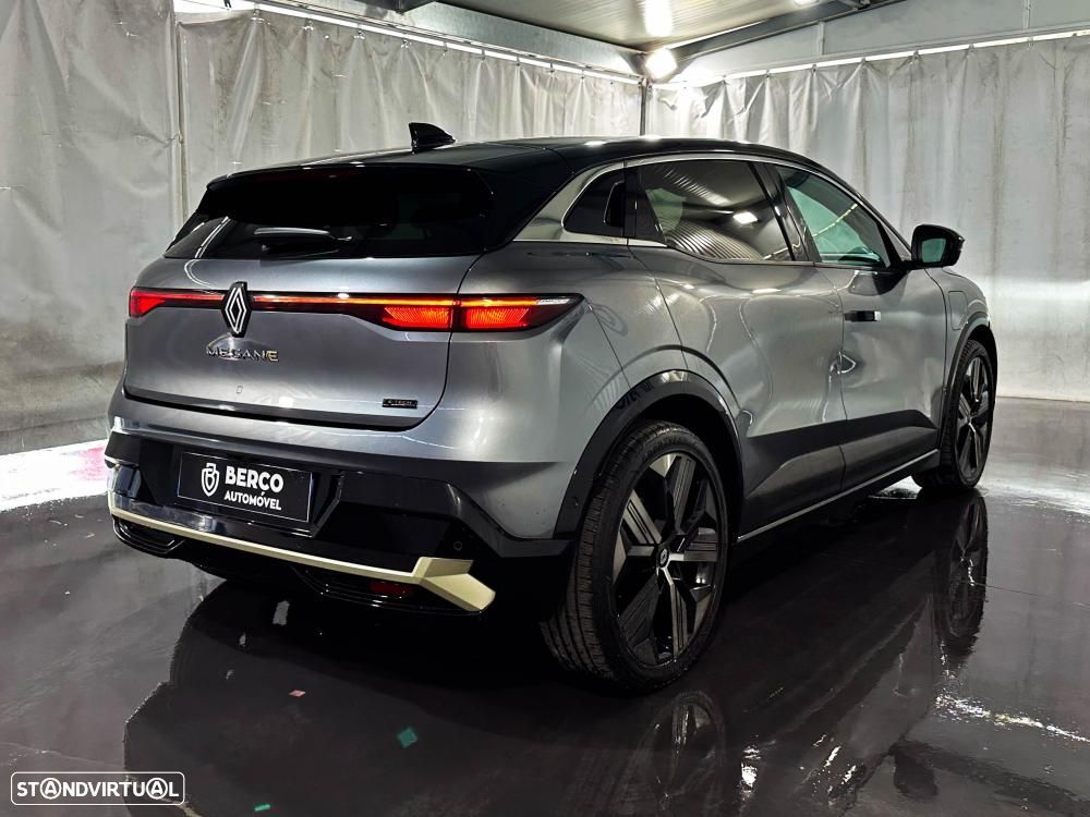 Renault Mégane E-Tech - 5