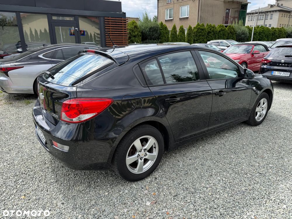 Chevrolet Cruze 1.8 LT - 21