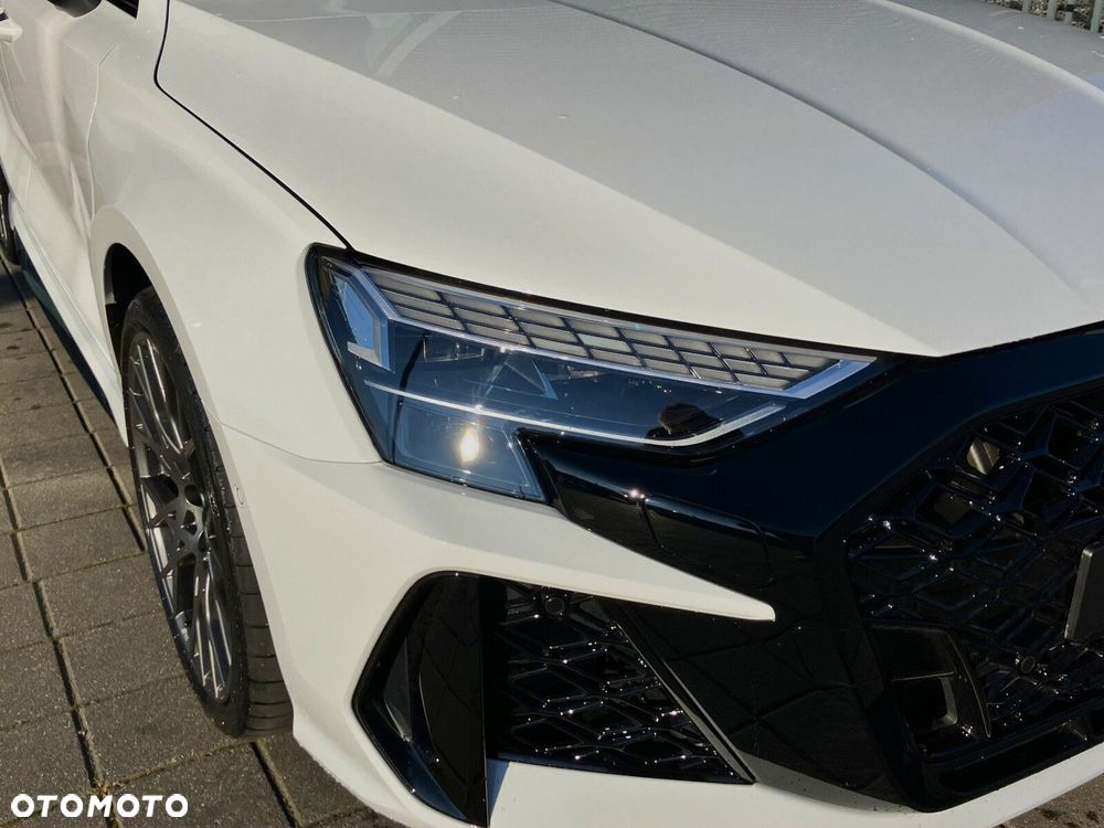 Audi RS3 Sportback - 11