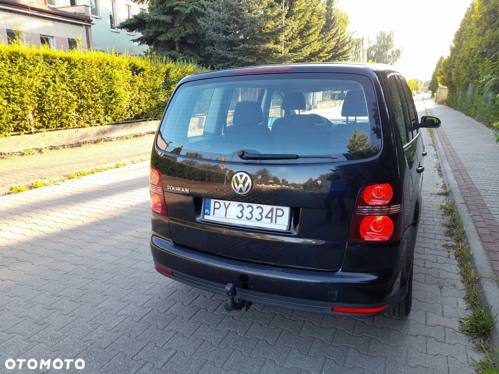 Volkswagen Touran - 3