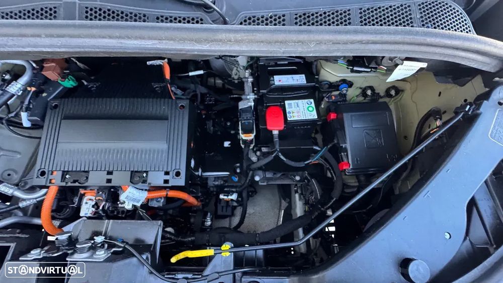 Peugeot e-Partner 50 KWh Premium - 33