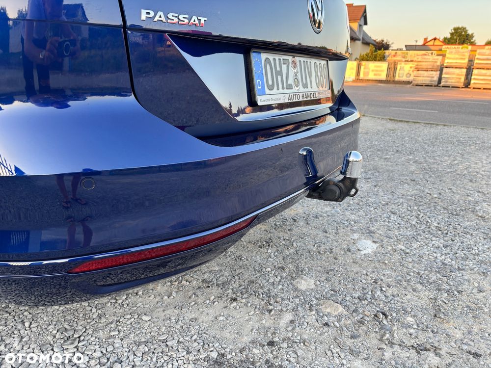 Volkswagen Passat - 24
