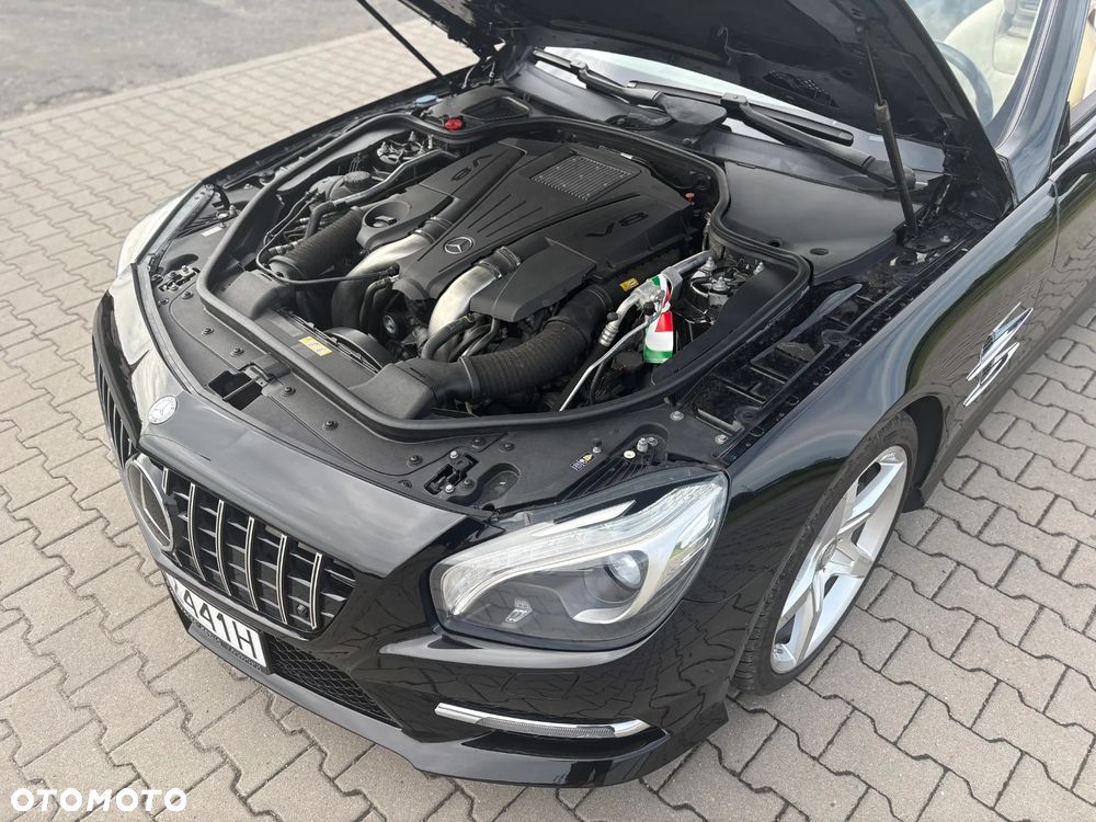 Mercedes-Benz SL - 12