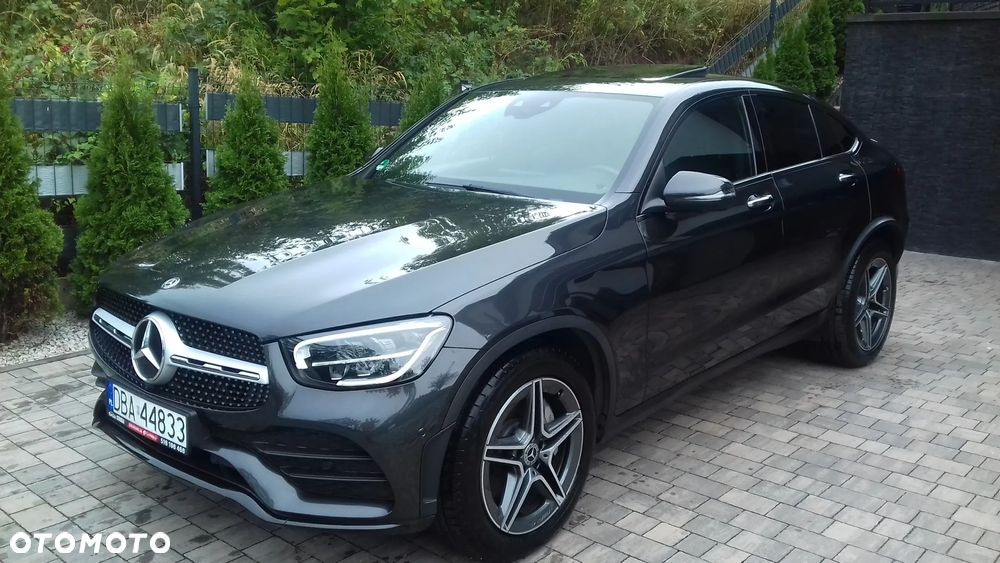 Mercedes-Benz GLC 300 4Matic 9G-TRONIC AMG Line - 4