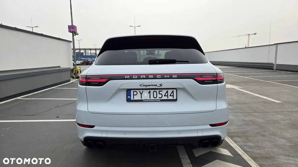 Porsche Cayenne S - 6