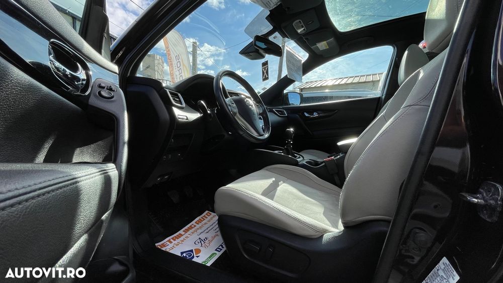Nissan Qashqai 1.6 DCI Start/Stop Tekna - 14