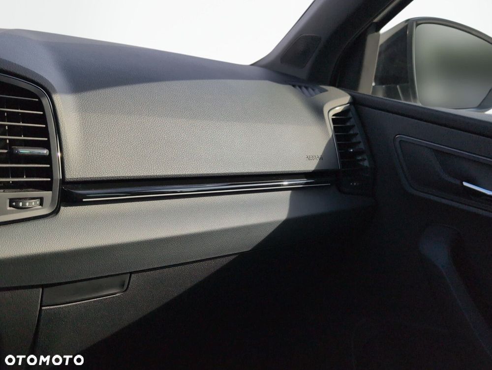 Skoda Karoq 2.0 TDI SCR 4x4 Sportline DSG - 36