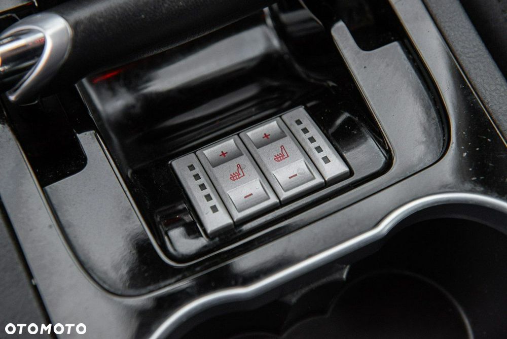 Ford Galaxy 2.0 TDCi Ghia - 23