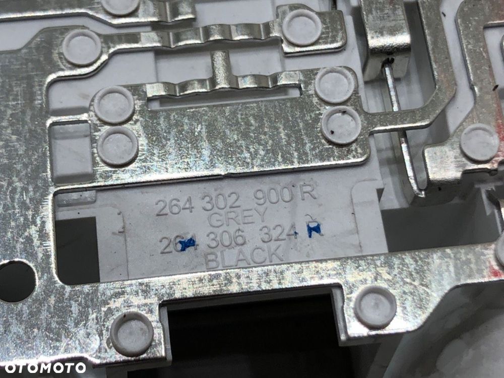 LAMPA SUFITOWA  DACIA DUSTER (HM_) 2017 - 2022 1.0 TCe 90 67 kW [91 KM] benzyna 2021 - 2022 - 4