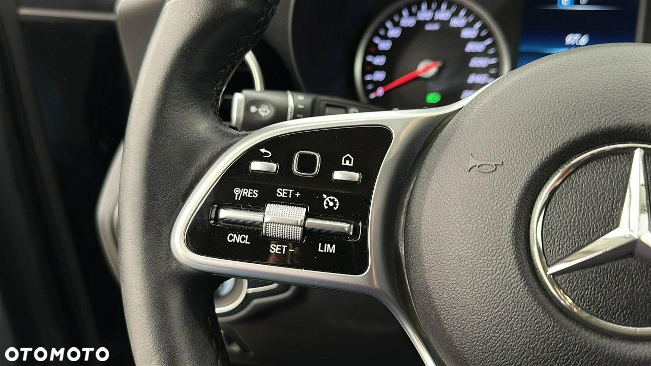 Mercedes-Benz GLC - 23