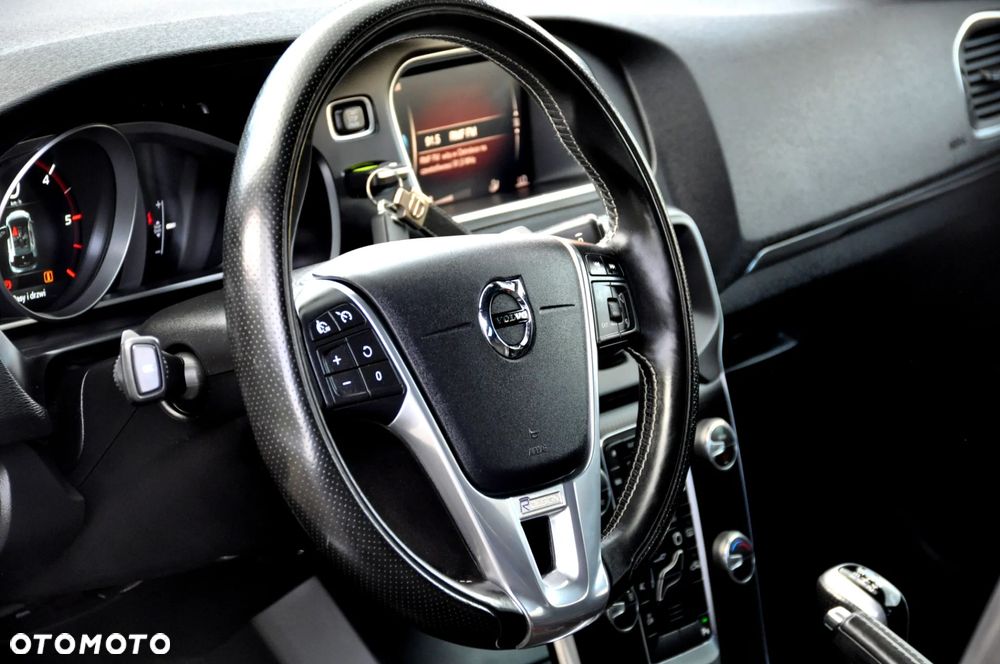 Volvo V40 D2 RDesign - 32