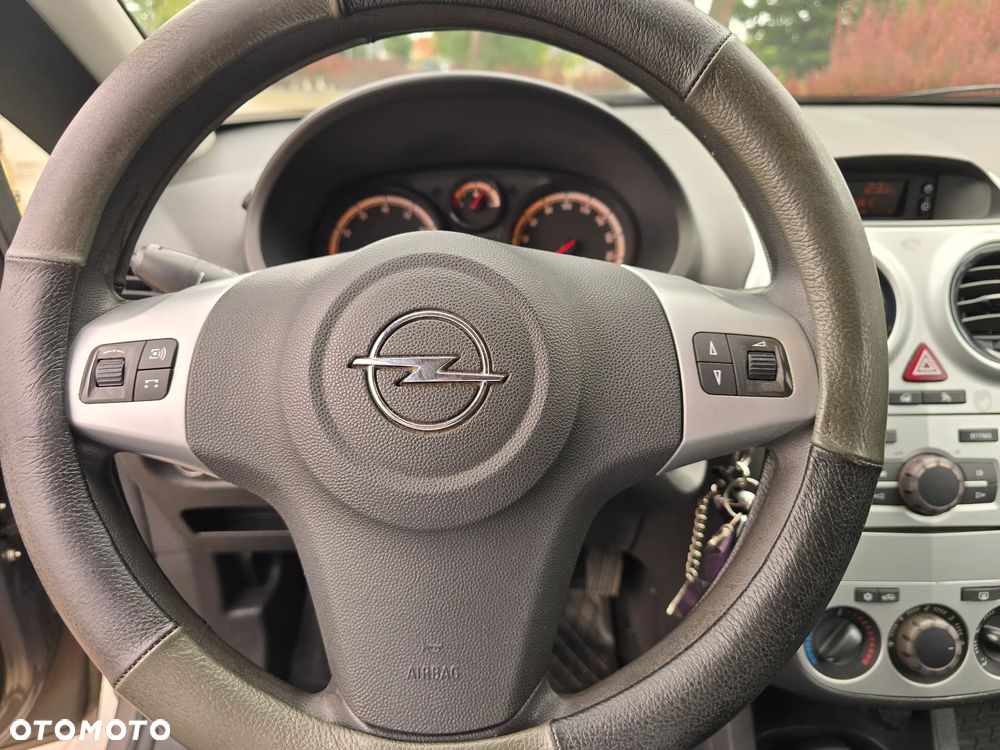 Opel Corsa 1.2 16V Enjoy - 10