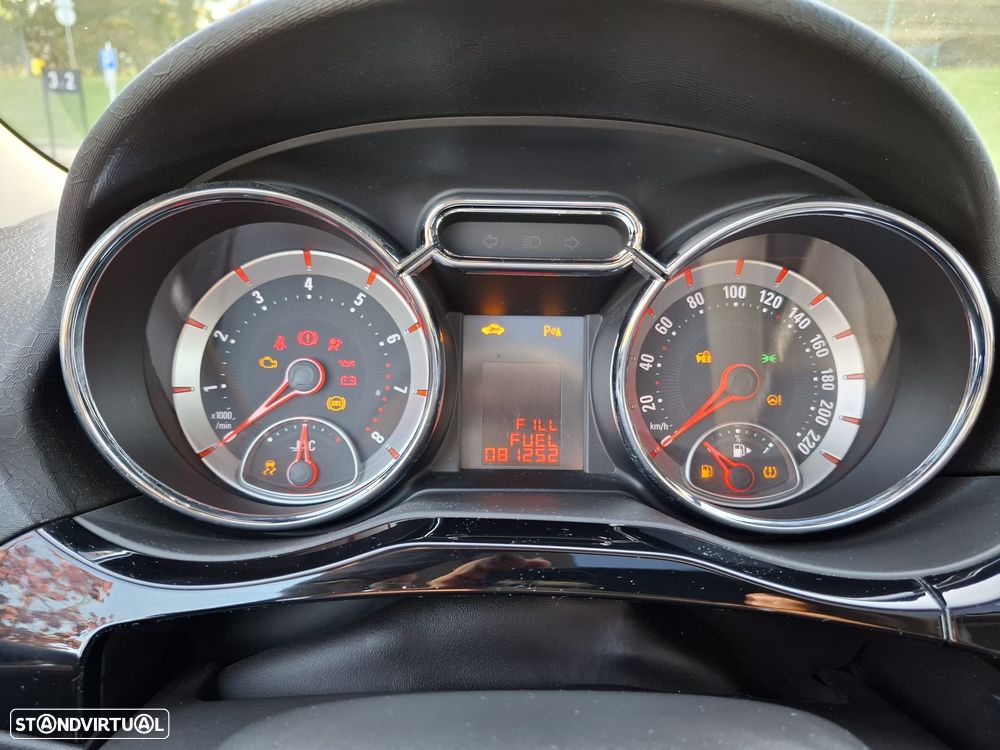Opel Adam 1.2 Glam WQY/PGQ - 24