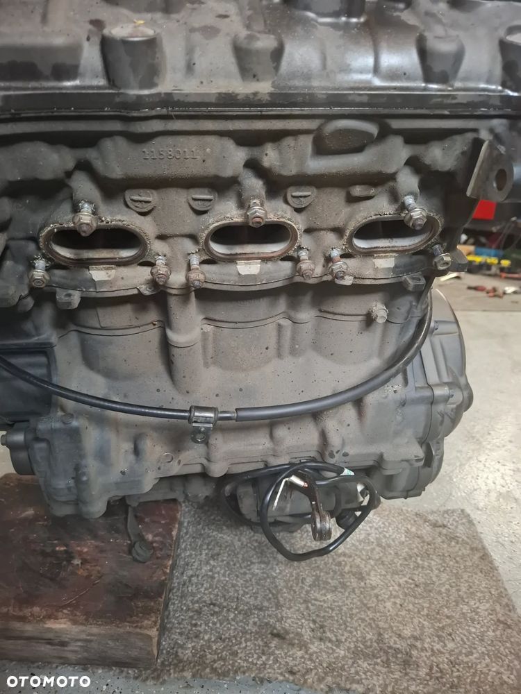 Triumph Speed Triple 1200 silnik engine - 5