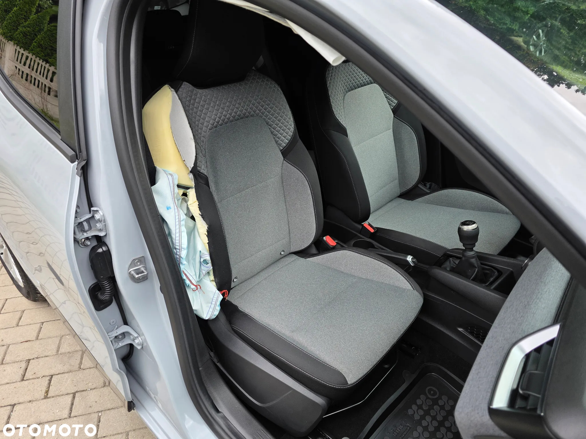 Renault Clio 1.0 TCe Evolution - 21