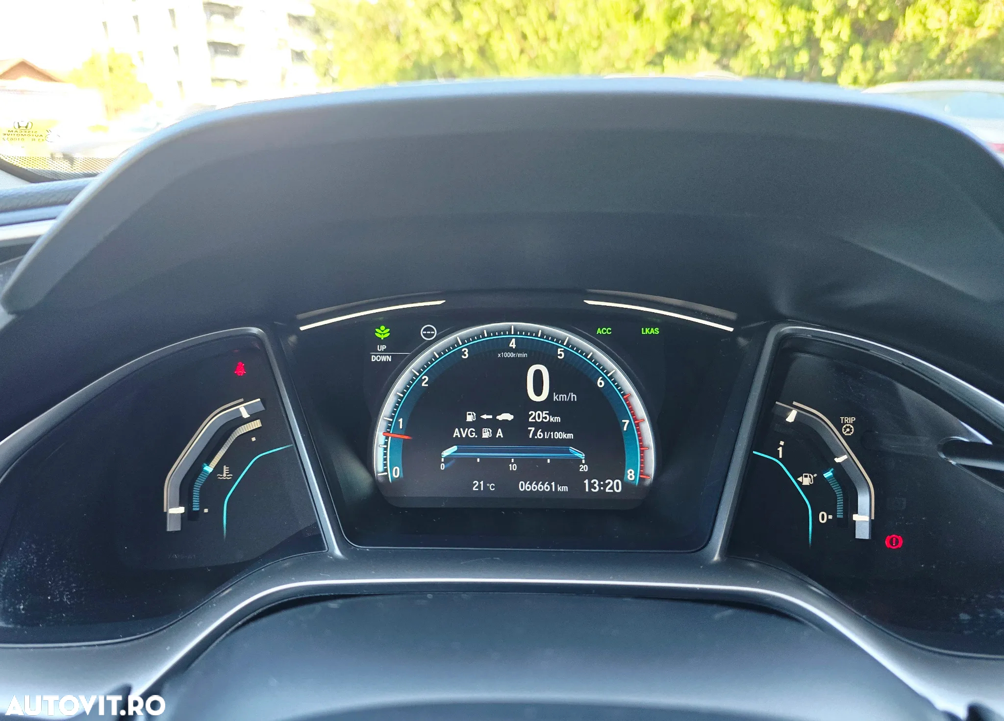 Honda Civic Sedan 1.5 VTEC Turbo Elegance Navi - 15